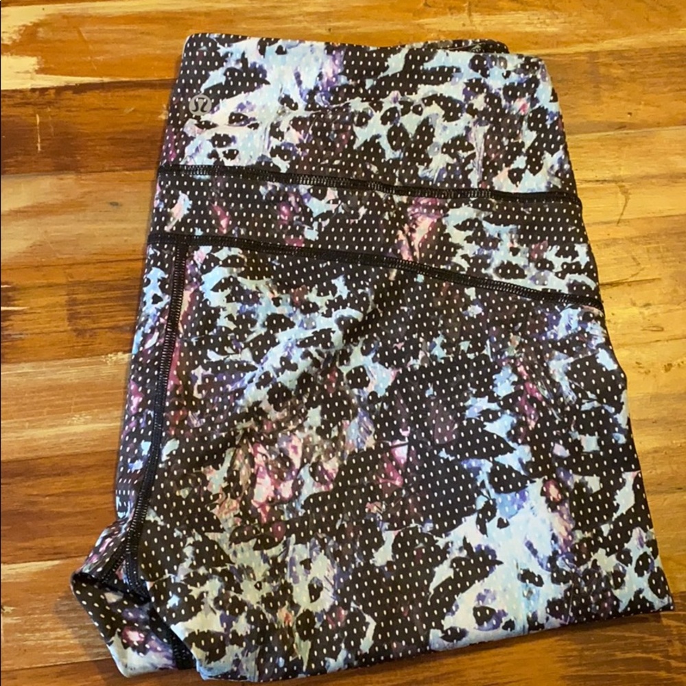 Lululemon crop pants